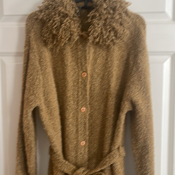Long Michelle Nicole Cardigan Sweater - Picture 3 of 10